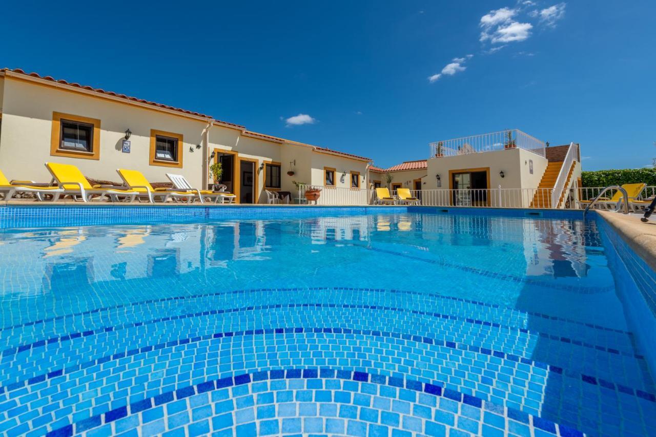 Casa Dos Ninos Bed & Breakfast São Bartolomeu de Messines Dış mekan fotoğraf